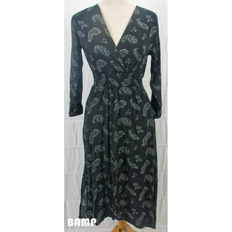 ROBE LONGUE NOIR AVEC MOTIFS BLANC