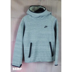 POLO AVEC CAPUCHE MARQUE NIKE