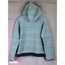 POLO AVEC CAPUCHE MARQUE NIKE